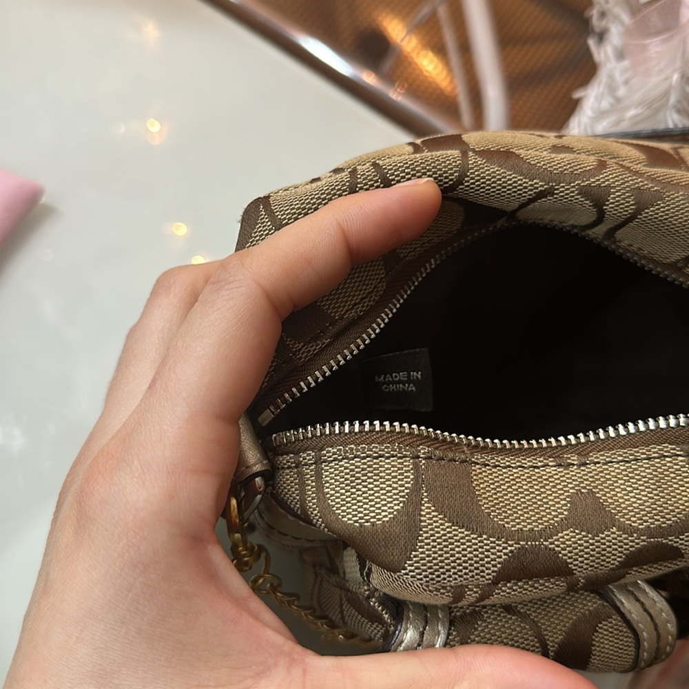 Mini Vintage Coach Purse - Picture 5 of 6